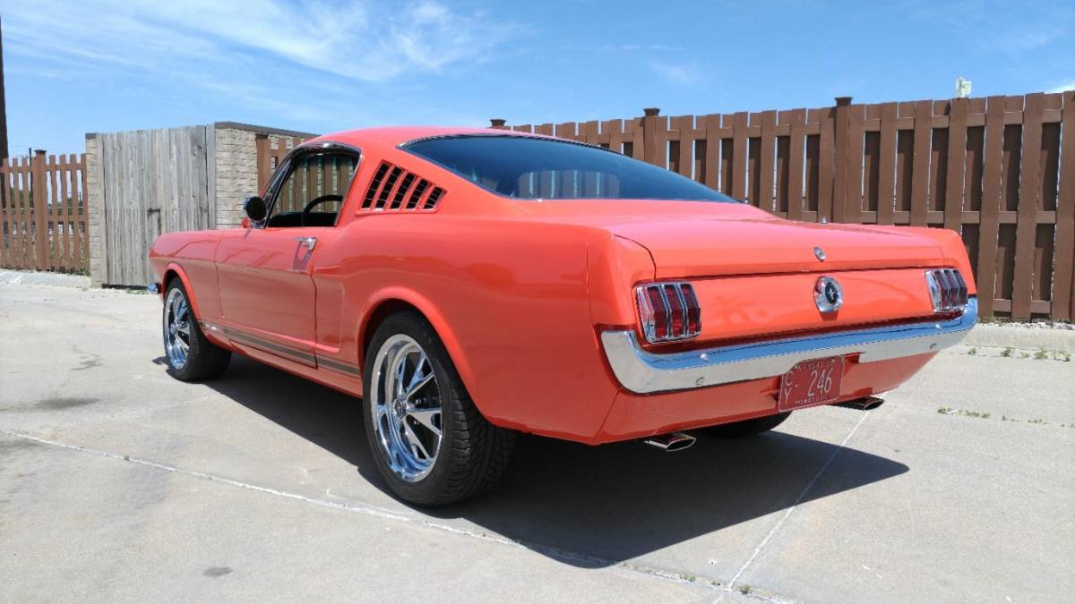 Ford-Mustang-1965-8
