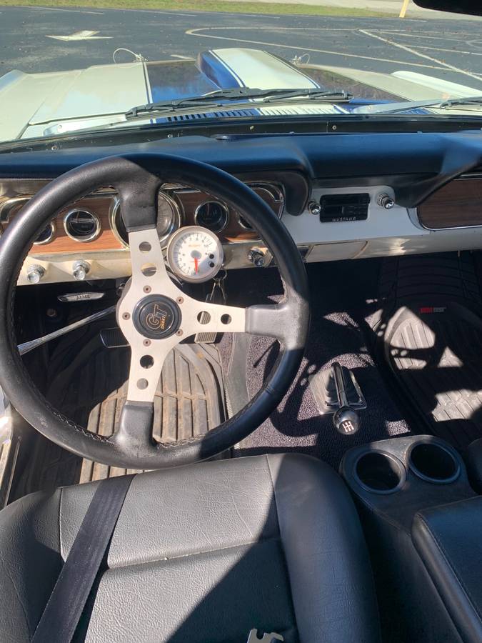 Ford-Mustang-1965-8