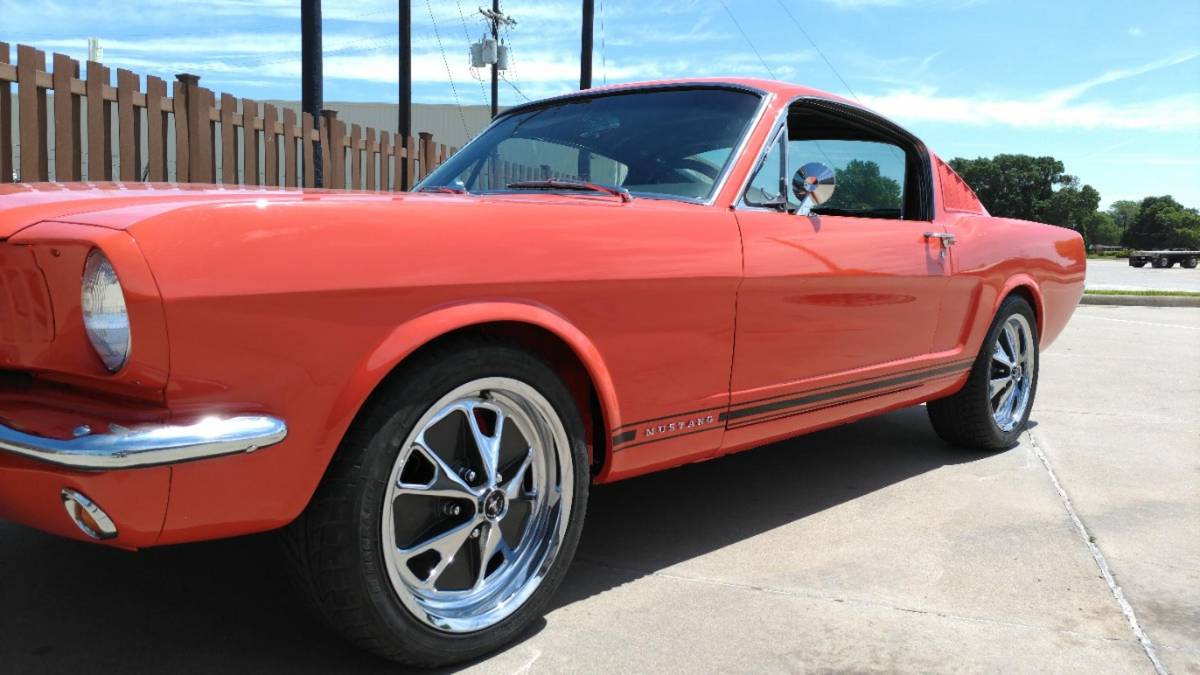 Ford-Mustang-1965-9
