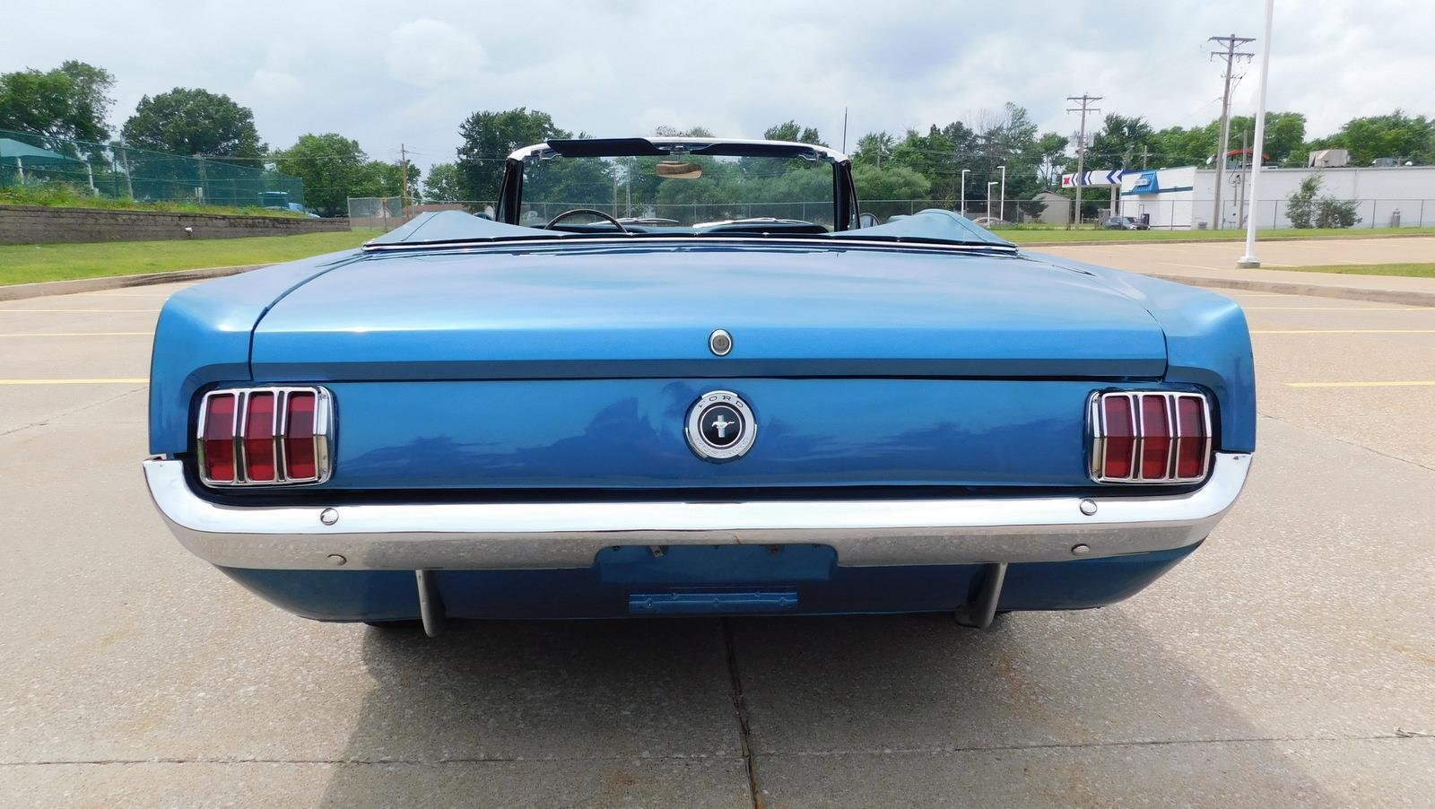 Ford-Mustang-1965-CONVERTIBLE-28