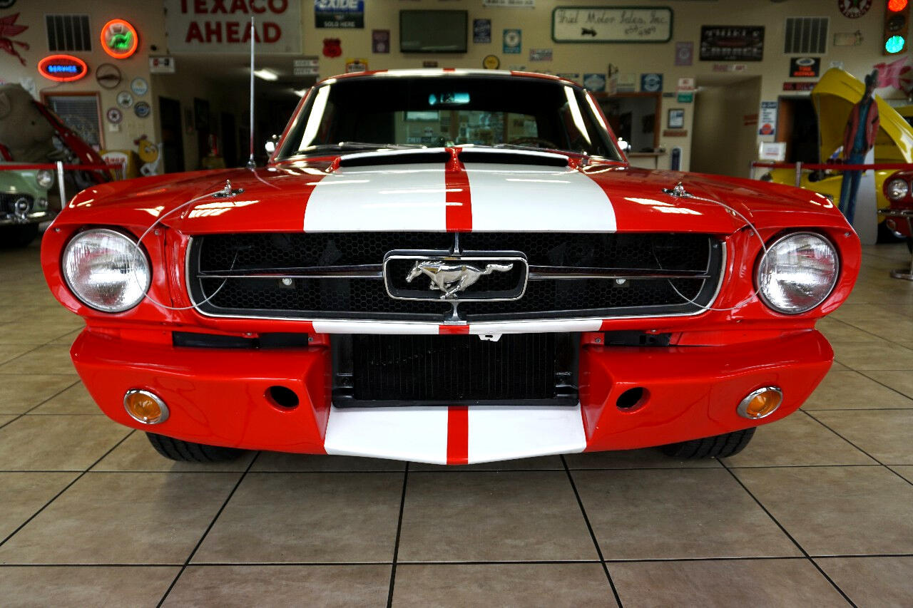 Ford-Mustang-1965-Classic-Car-12