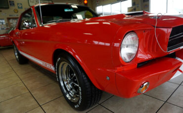 Ford-Mustang-1965-Classic-Car-14