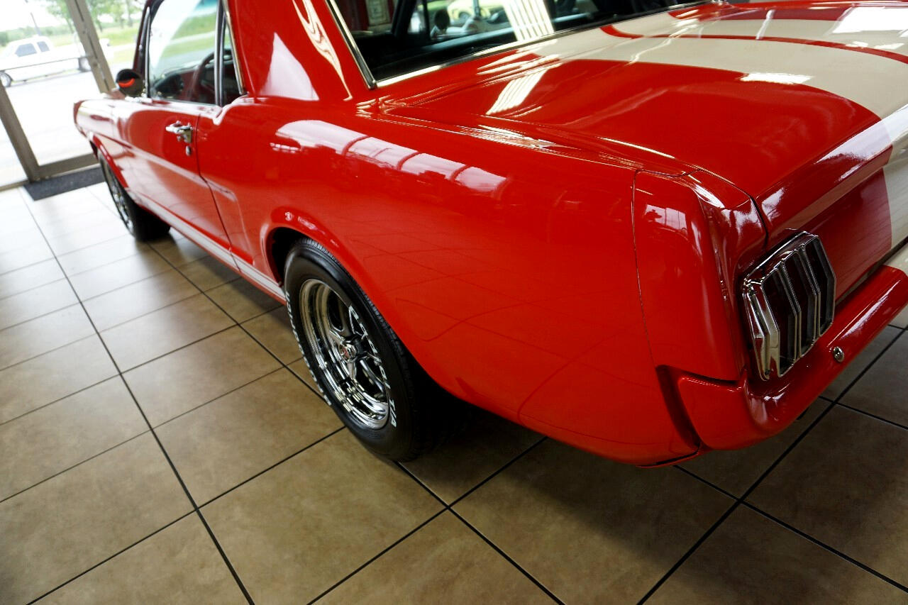 Ford-Mustang-1965-Classic-Car-16