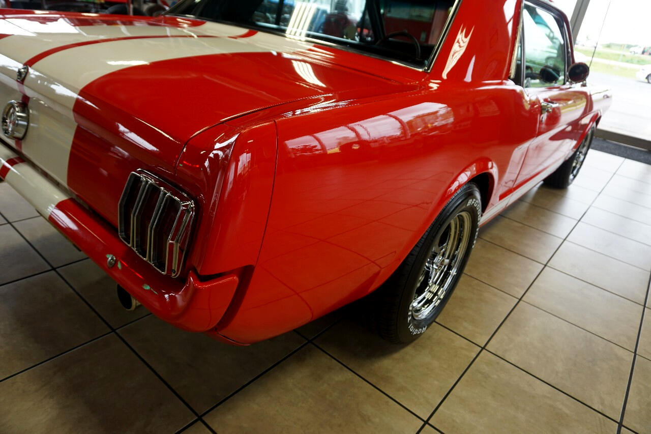 Ford-Mustang-1965-Classic-Car-17