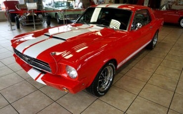 Ford-Mustang-1965-Classic-Car-2