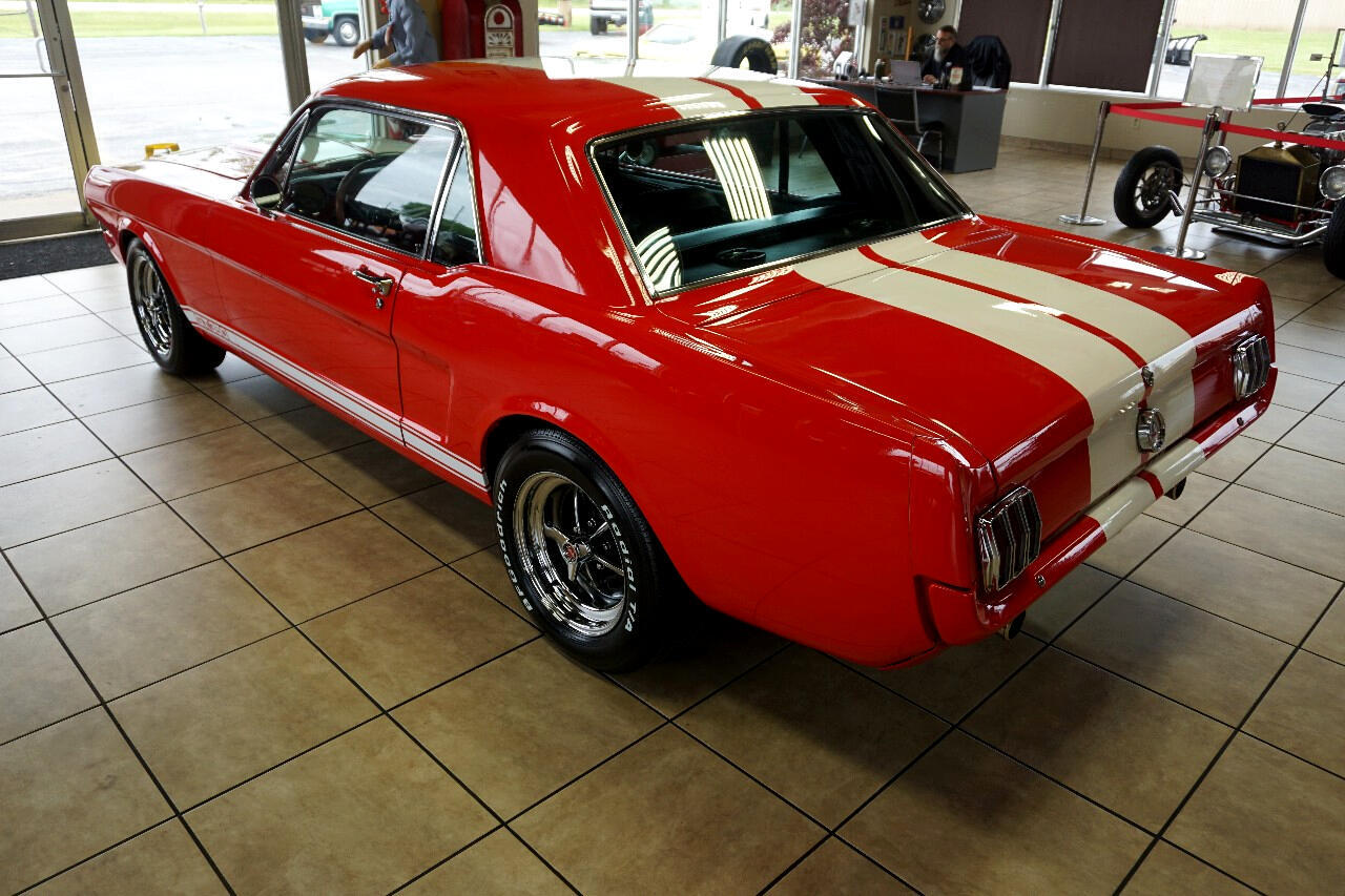 Ford-Mustang-1965-Classic-Car-5