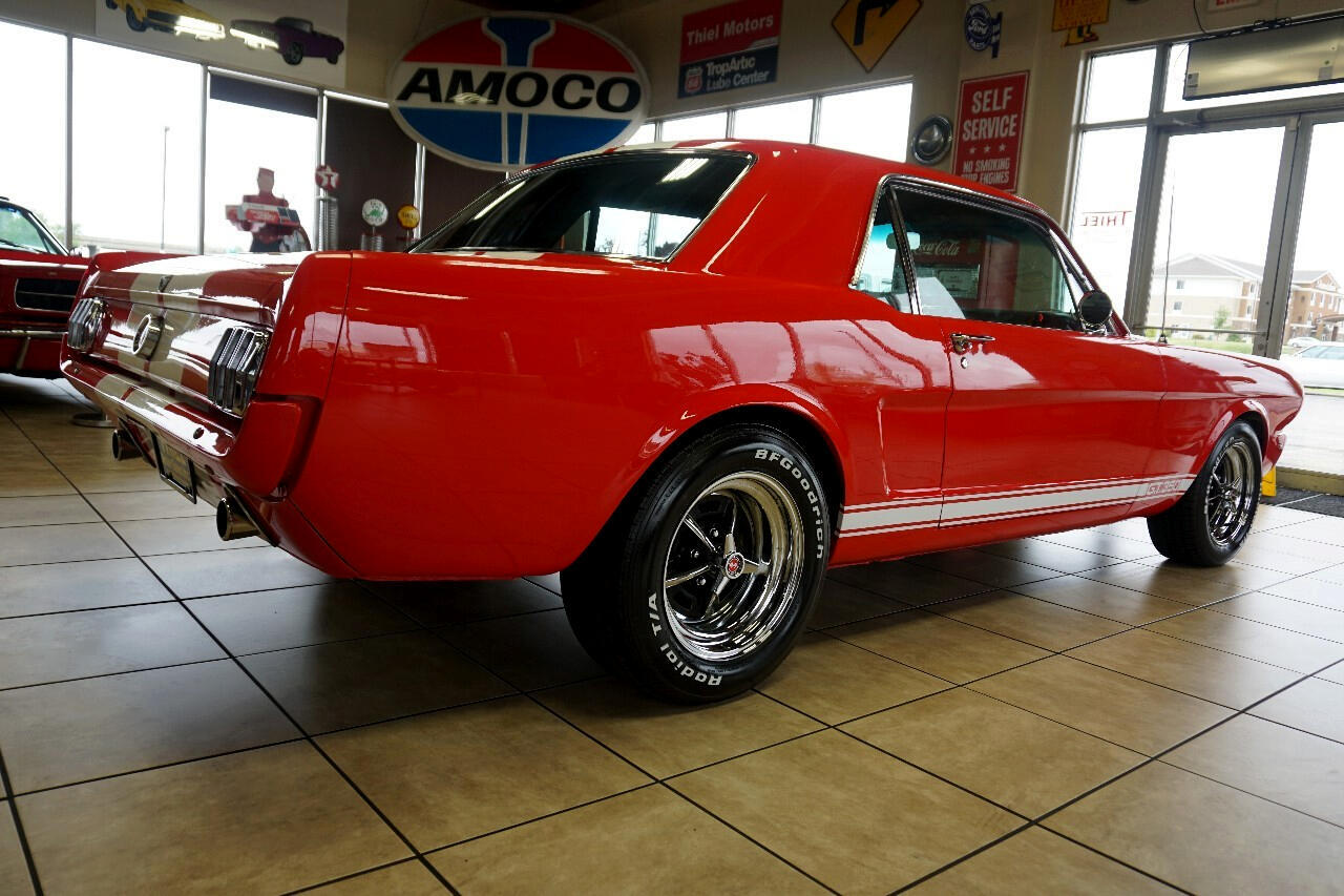 Ford-Mustang-1965-Classic-Car-8