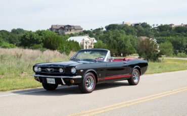 Ford-Mustang-1965-Convertible-1