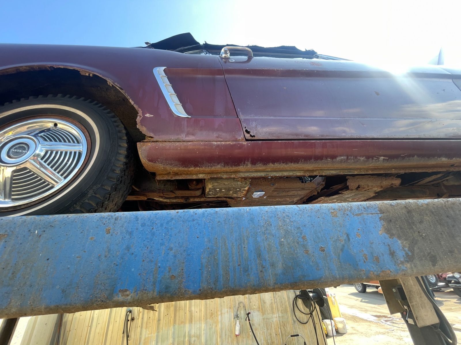 Ford-Mustang-1965-Convertible-10