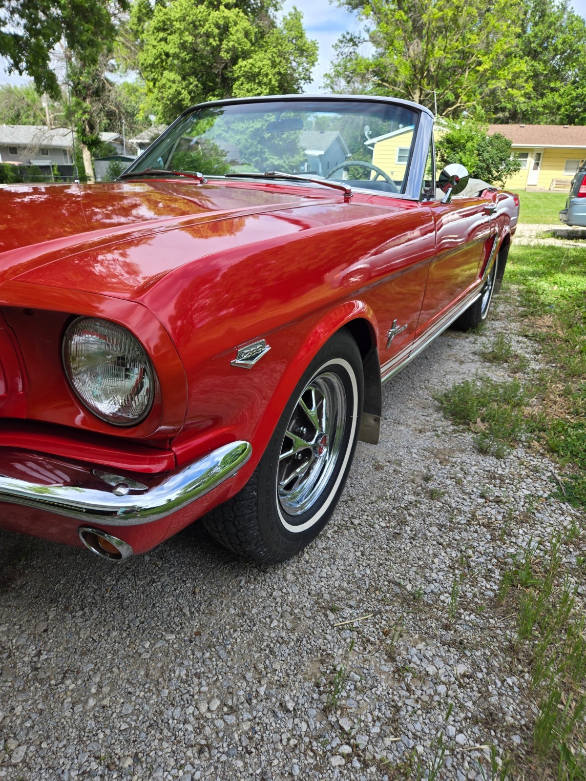 Ford-Mustang-1965-Convertible-10