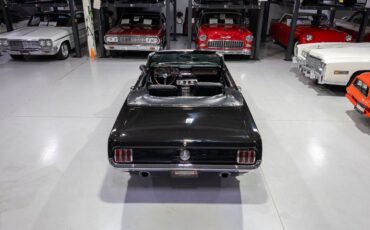 Ford-Mustang-1965-Convertible-11