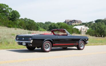 Ford-Mustang-1965-Convertible-11