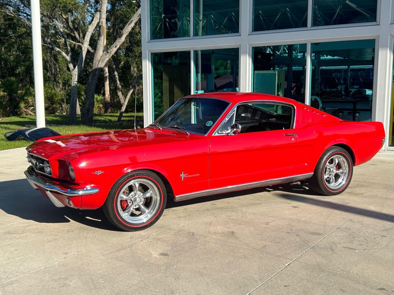 Ford-Mustang-1965-Convertible-11