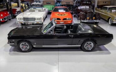 Ford-Mustang-1965-Convertible-13