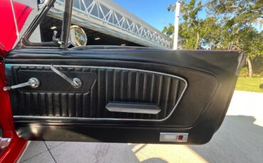 Ford-Mustang-1965-Convertible-18