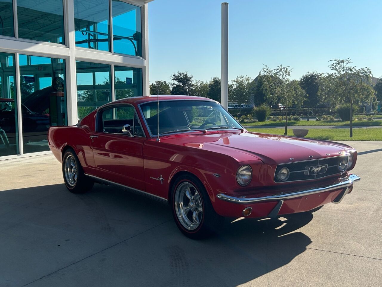 Ford-Mustang-1965-Convertible-2