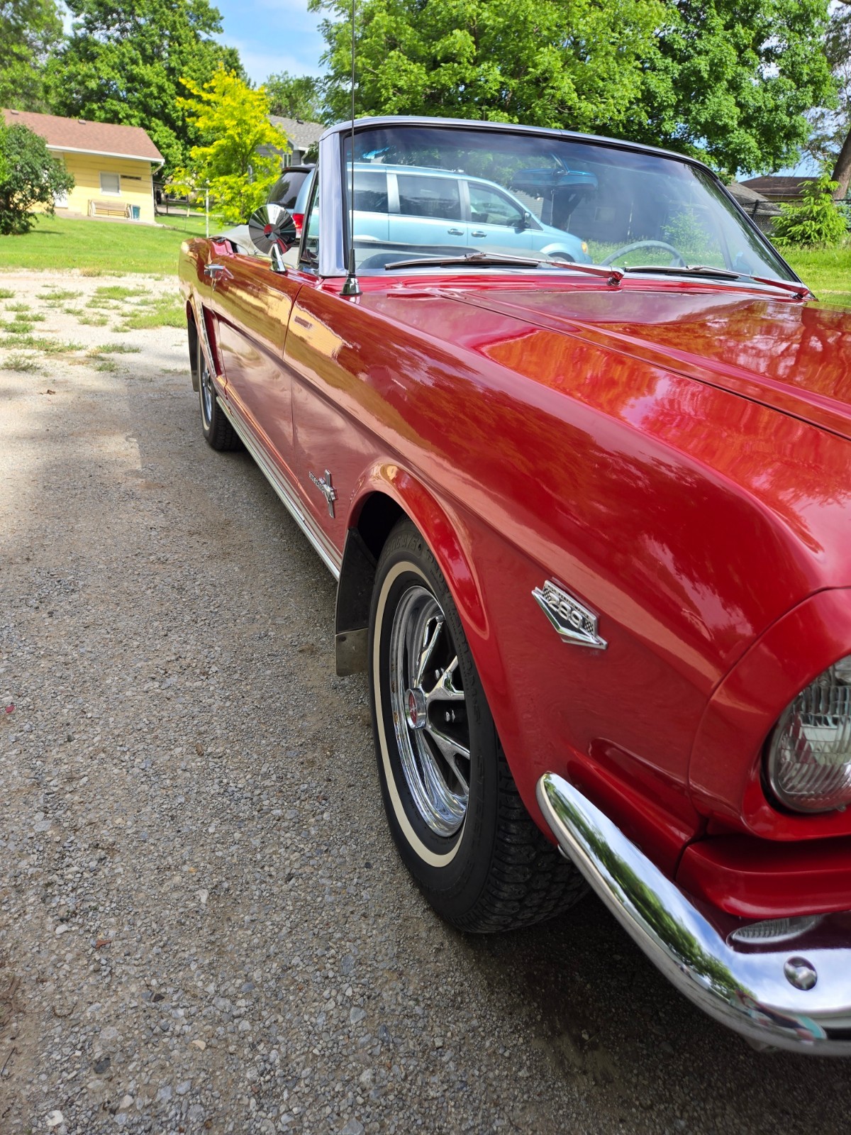 Ford-Mustang-1965-Convertible-2