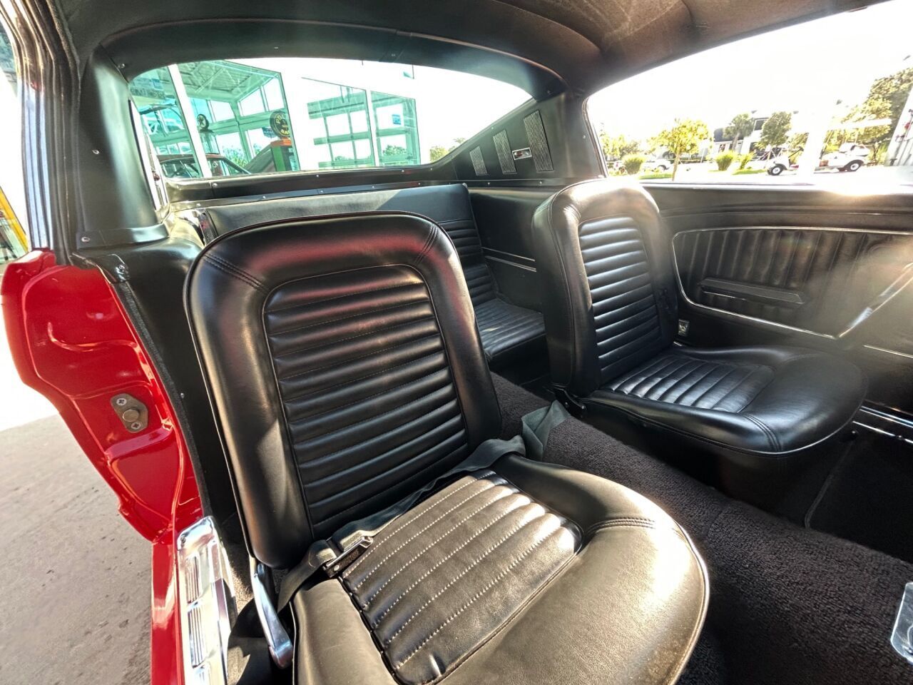 Ford-Mustang-1965-Convertible-20