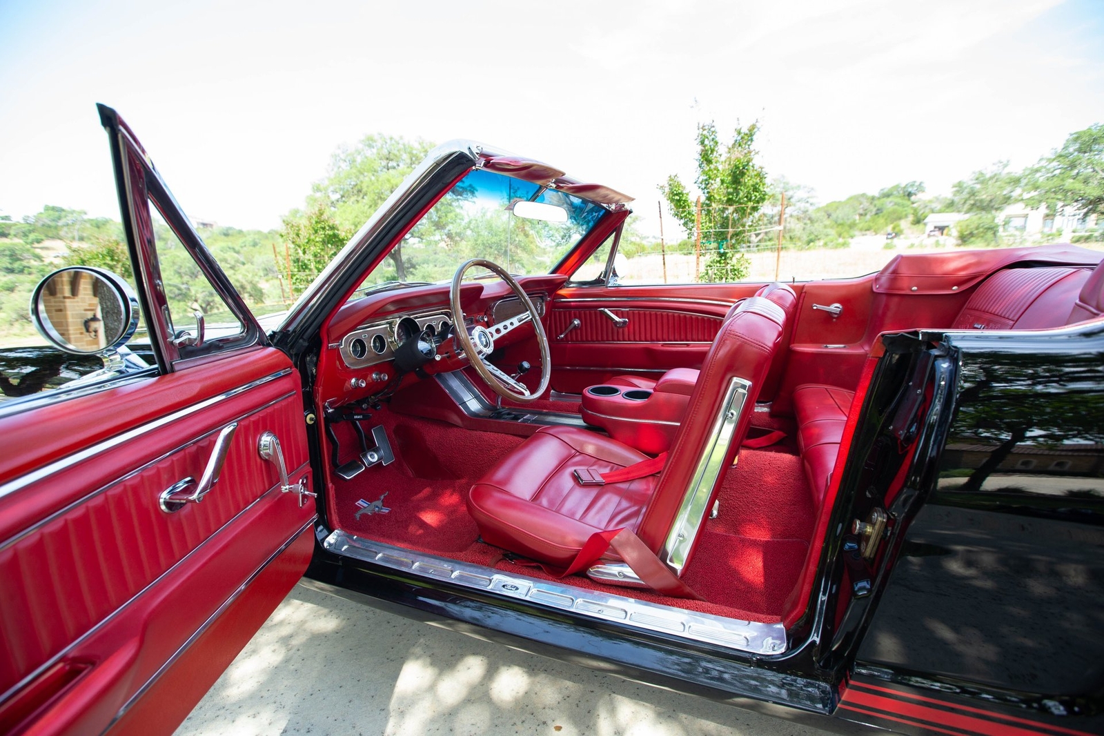 Ford-Mustang-1965-Convertible-20