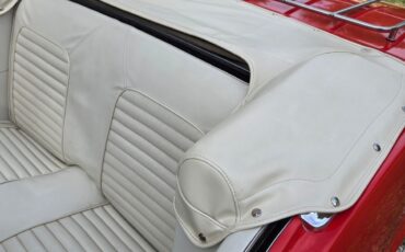 Ford-Mustang-1965-Convertible-21