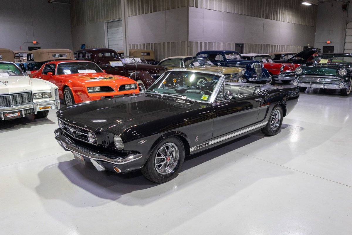 Ford-Mustang-1965-Convertible-22