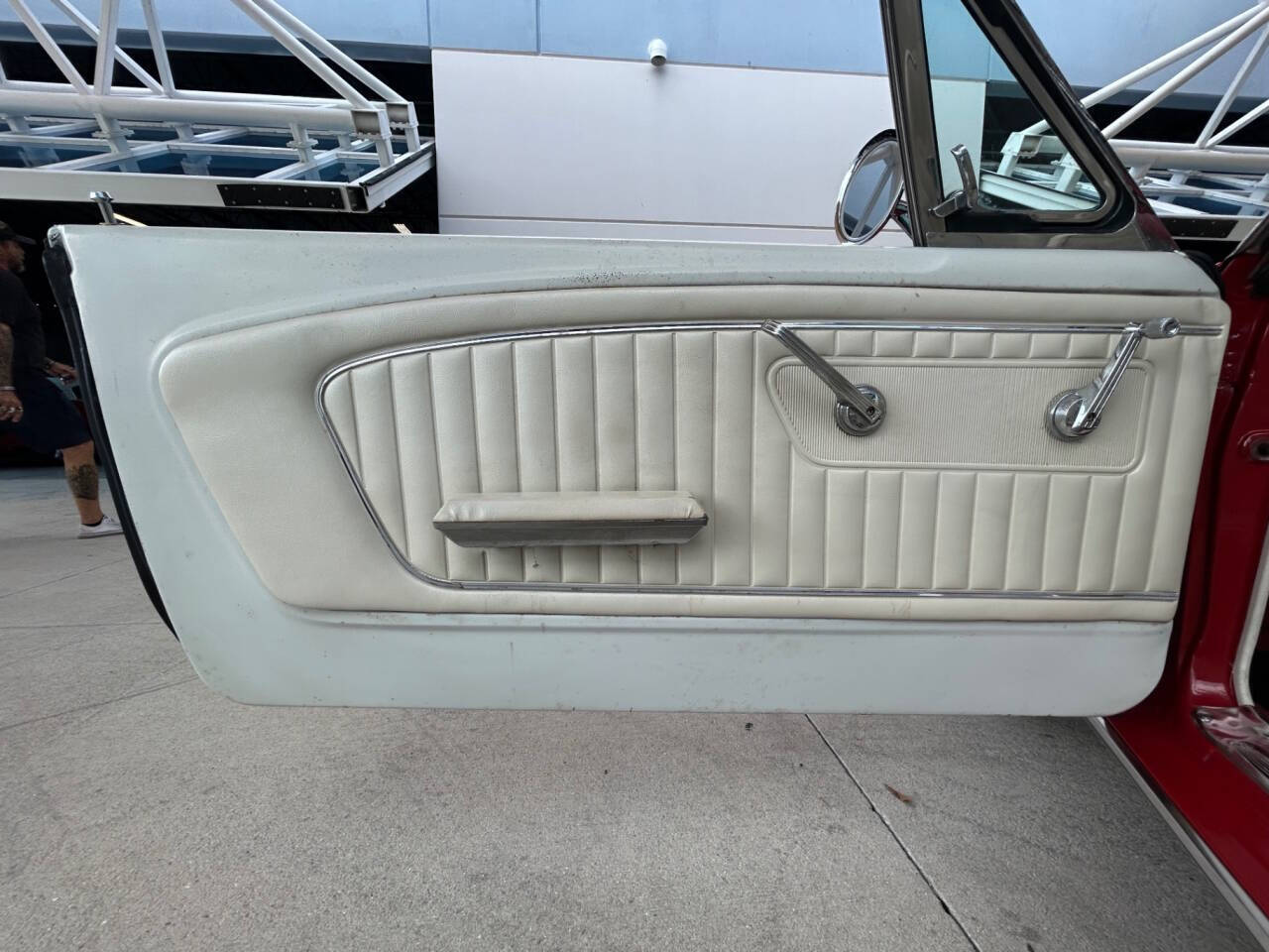 Ford-Mustang-1965-Convertible-26