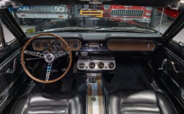 Ford-Mustang-1965-Convertible-3
