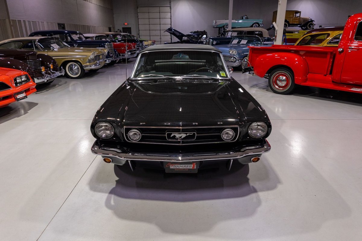 Ford-Mustang-1965-Convertible-31