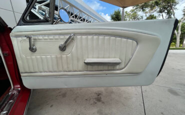 Ford-Mustang-1965-Convertible-32