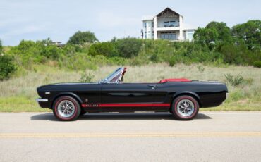 Ford-Mustang-1965-Convertible-5
