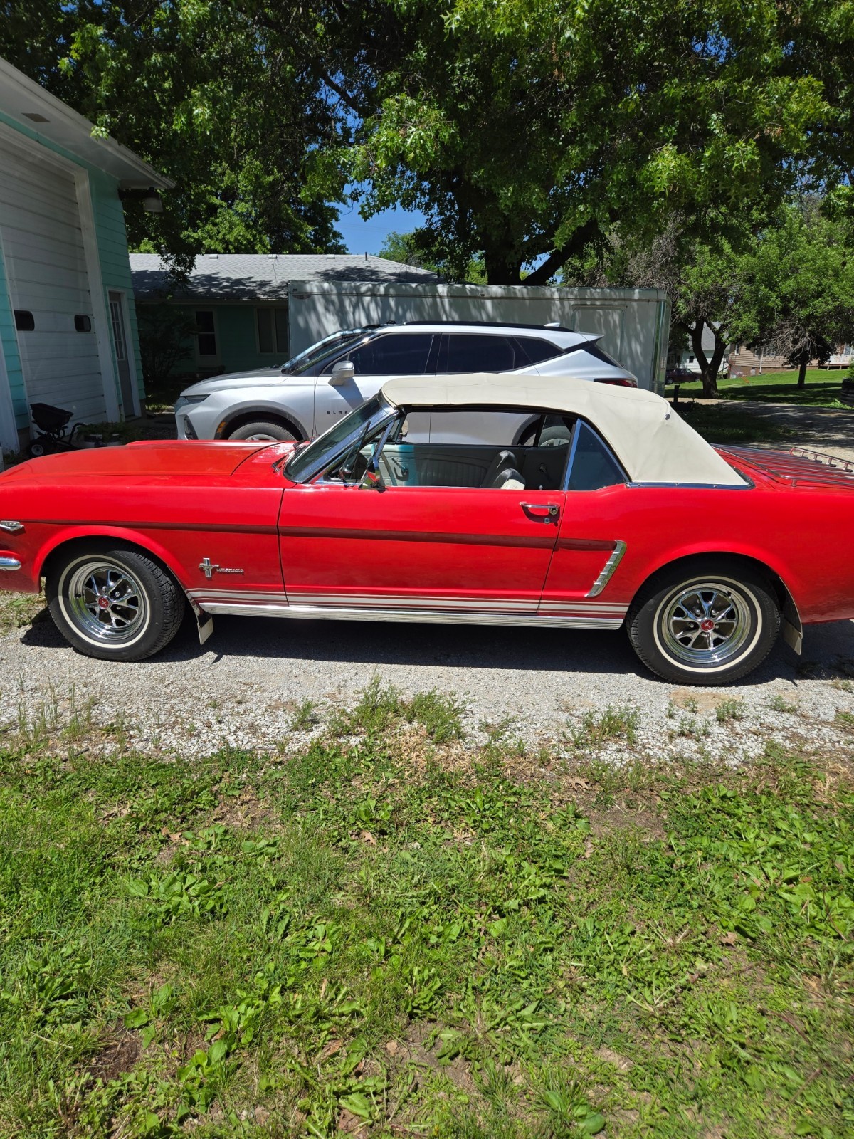 Ford-Mustang-1965-Convertible-5