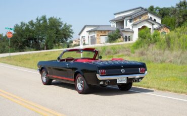 Ford-Mustang-1965-Convertible-7