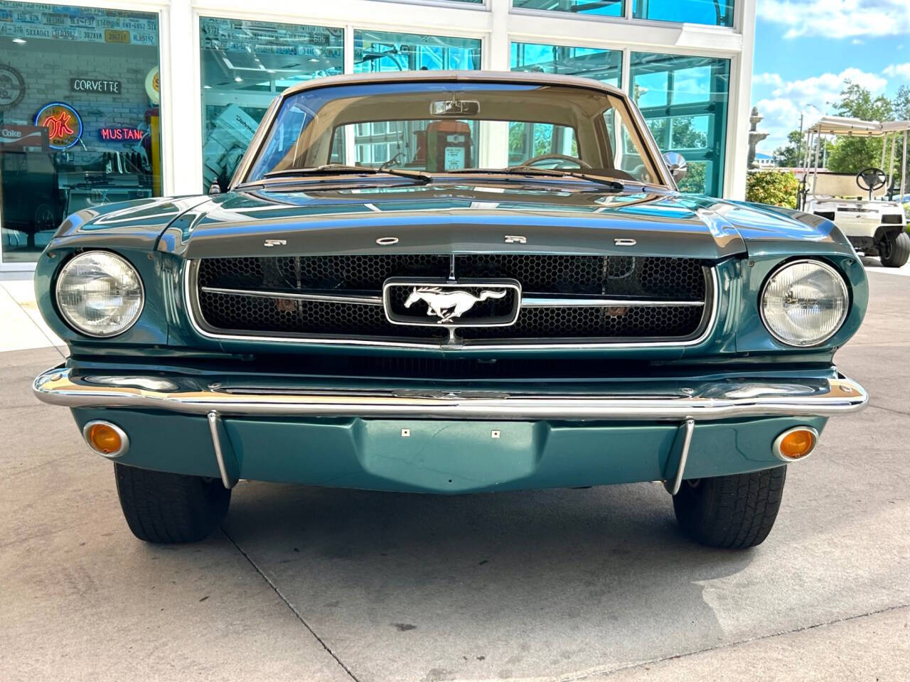 Ford-Mustang-1965-Coupe-1