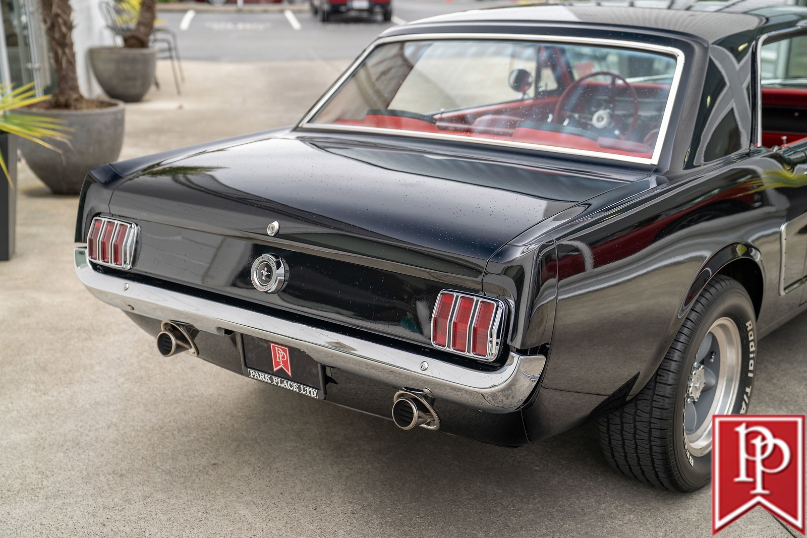 Ford-Mustang-1965-Coupe-10