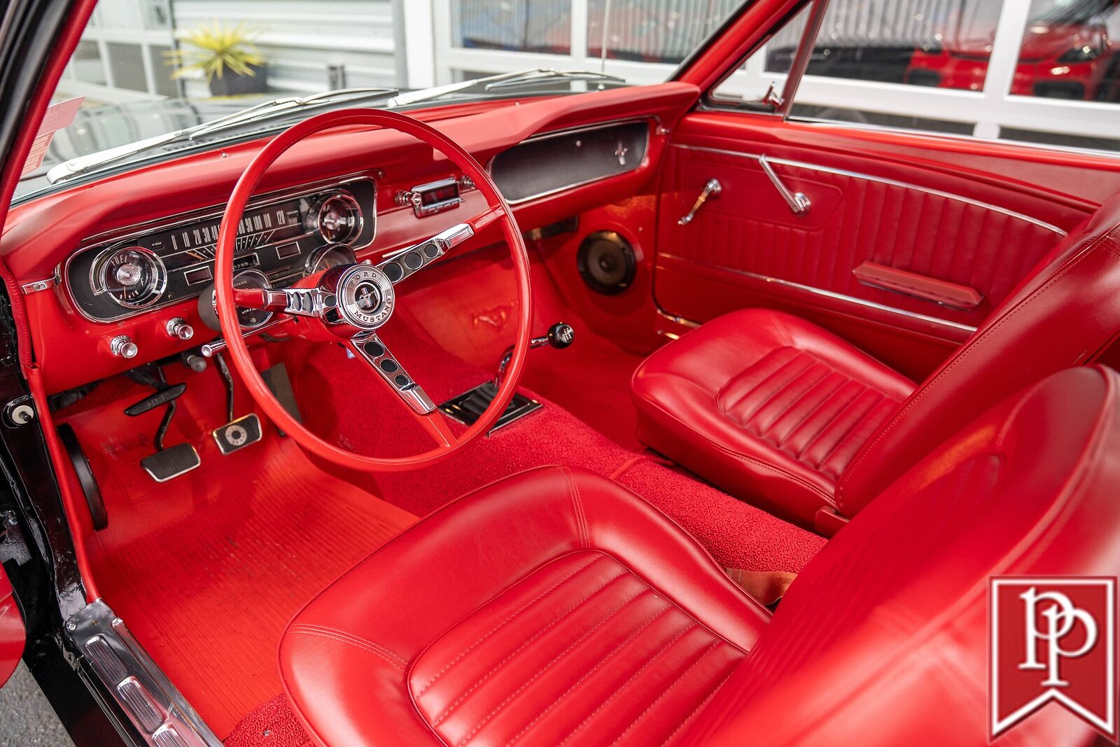 Ford-Mustang-1965-Coupe-12