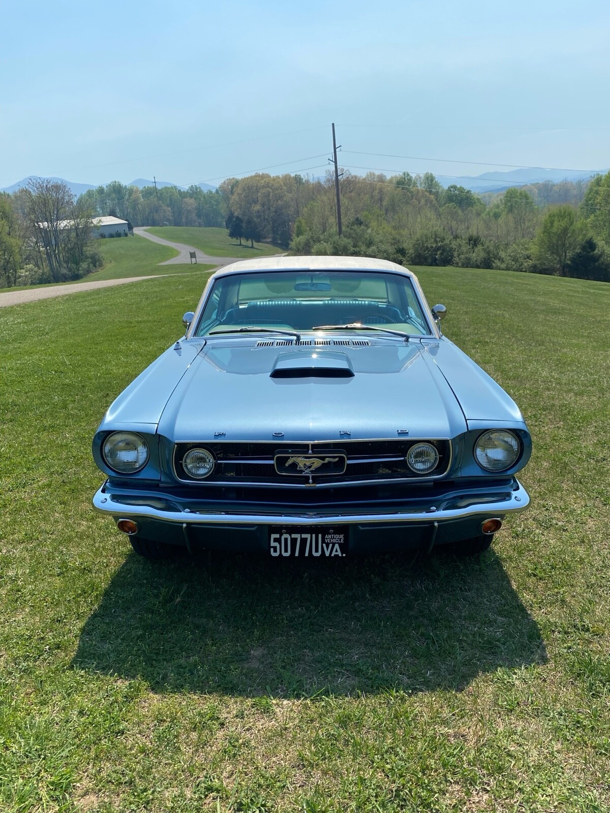 Ford-Mustang-1965-Coupe-2