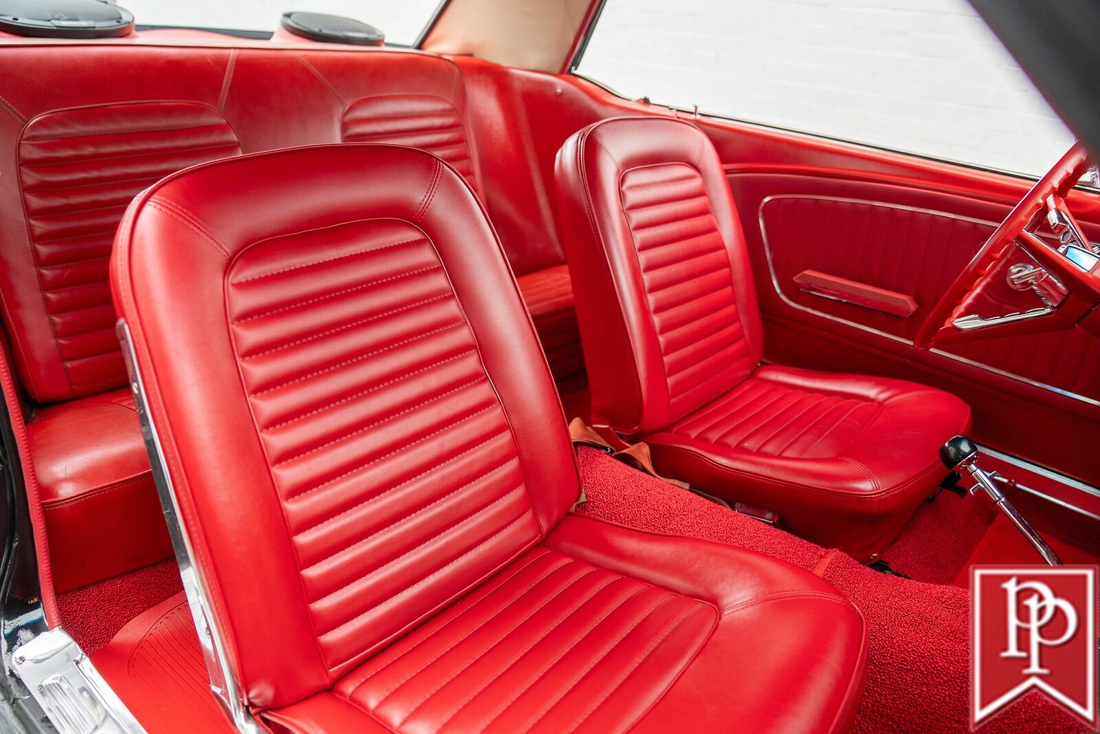 Ford-Mustang-1965-Coupe-35