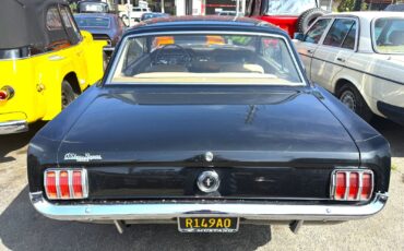 Ford-Mustang-1965-Coupe-4