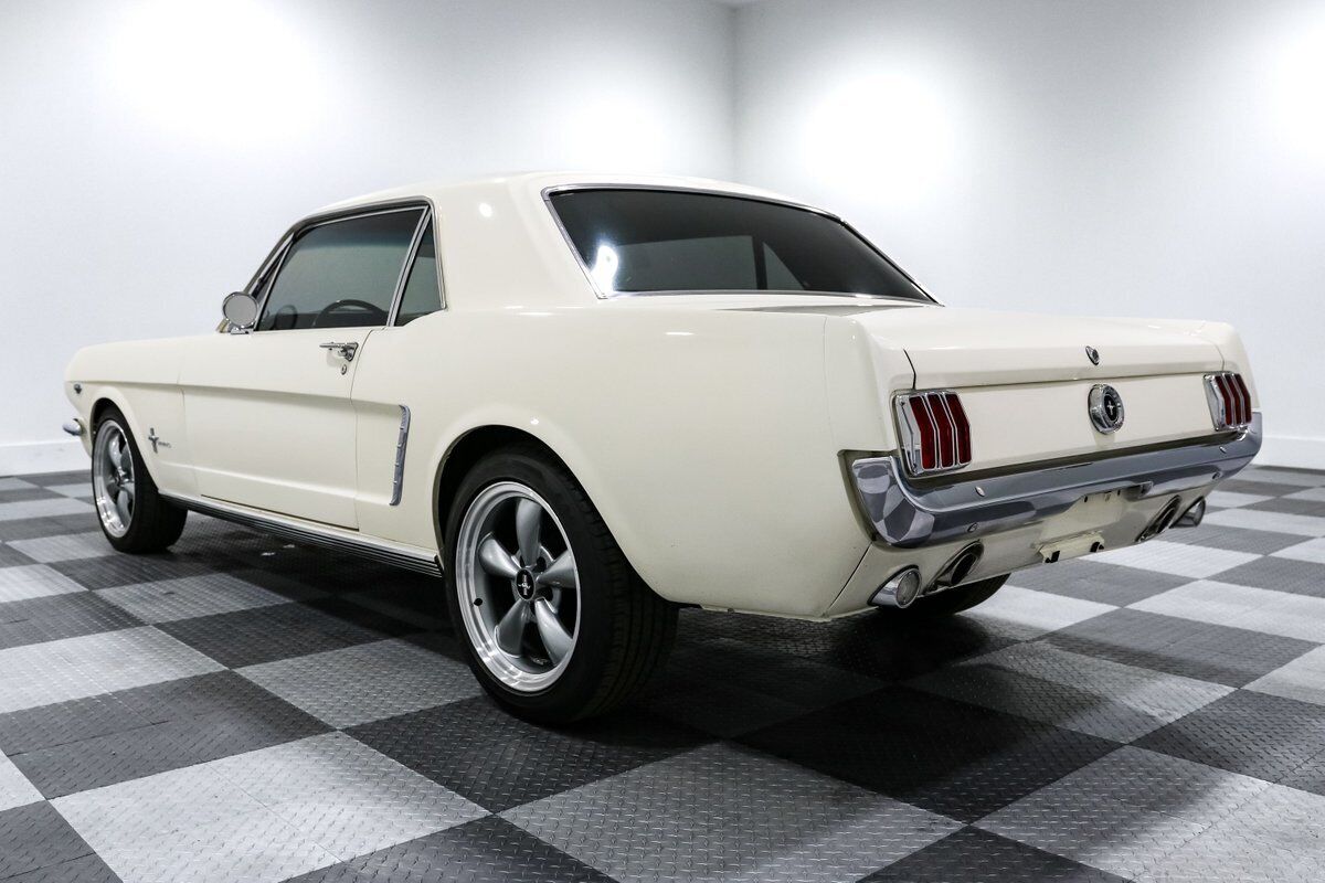 Ford-Mustang-1965-Coupe-5
