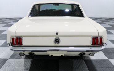 Ford-Mustang-1965-Coupe-6