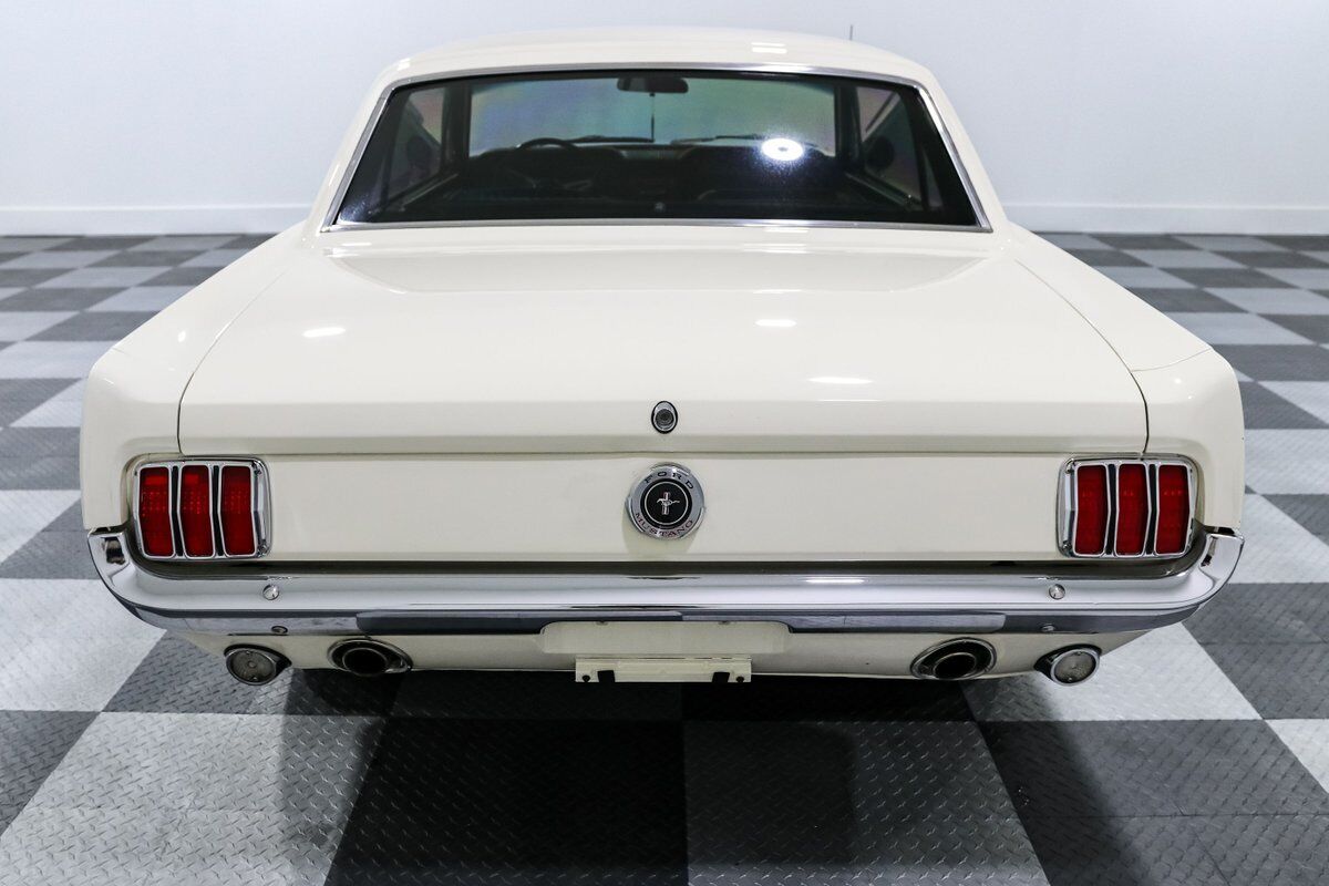 Ford-Mustang-1965-Coupe-6