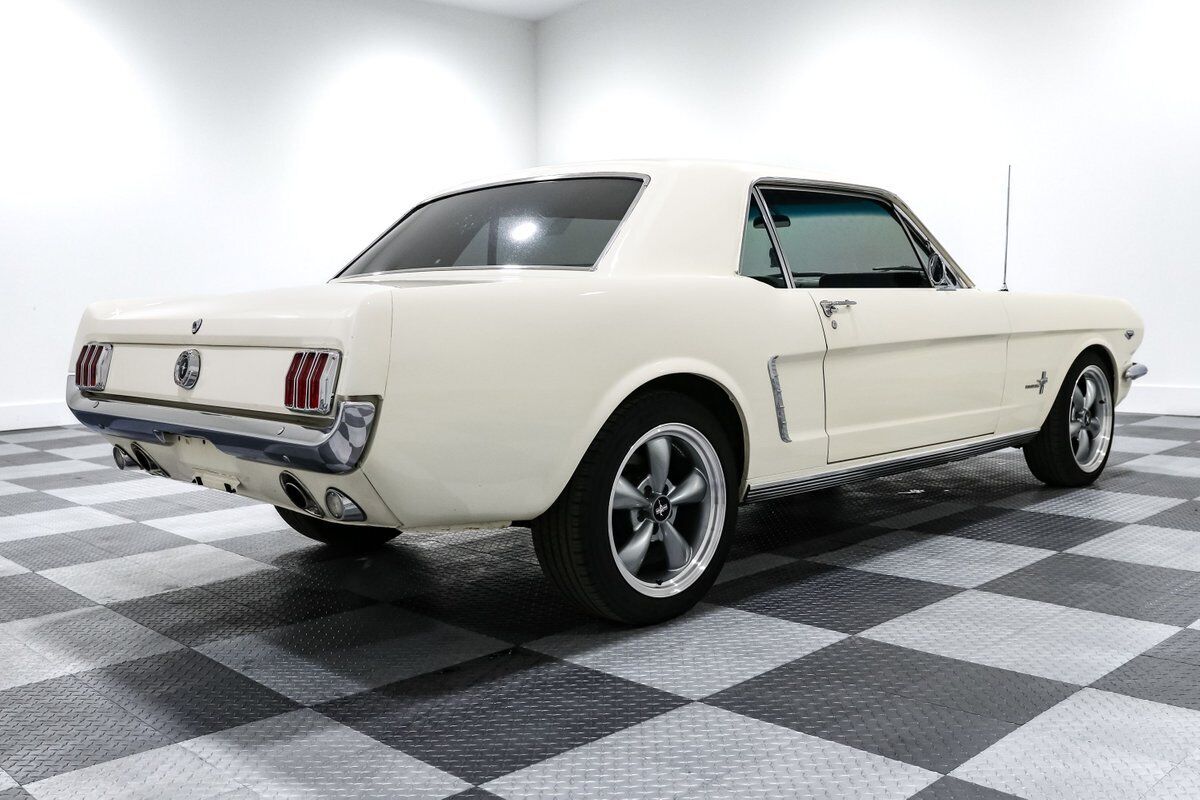 Ford-Mustang-1965-Coupe-7