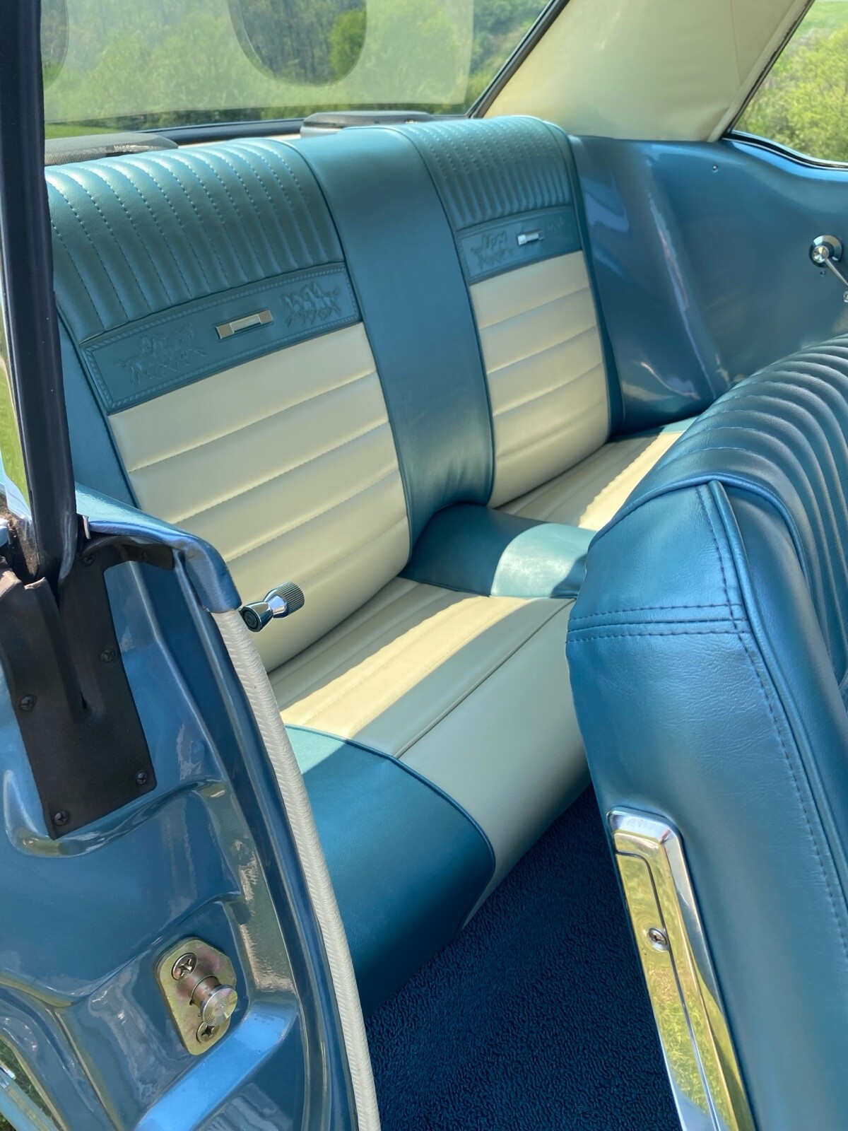 Ford-Mustang-1965-Coupe-7