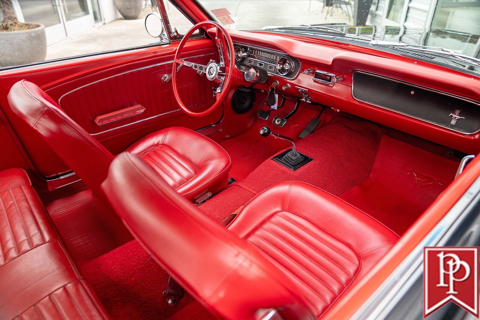 Ford-Mustang-1965-Coupe-9
