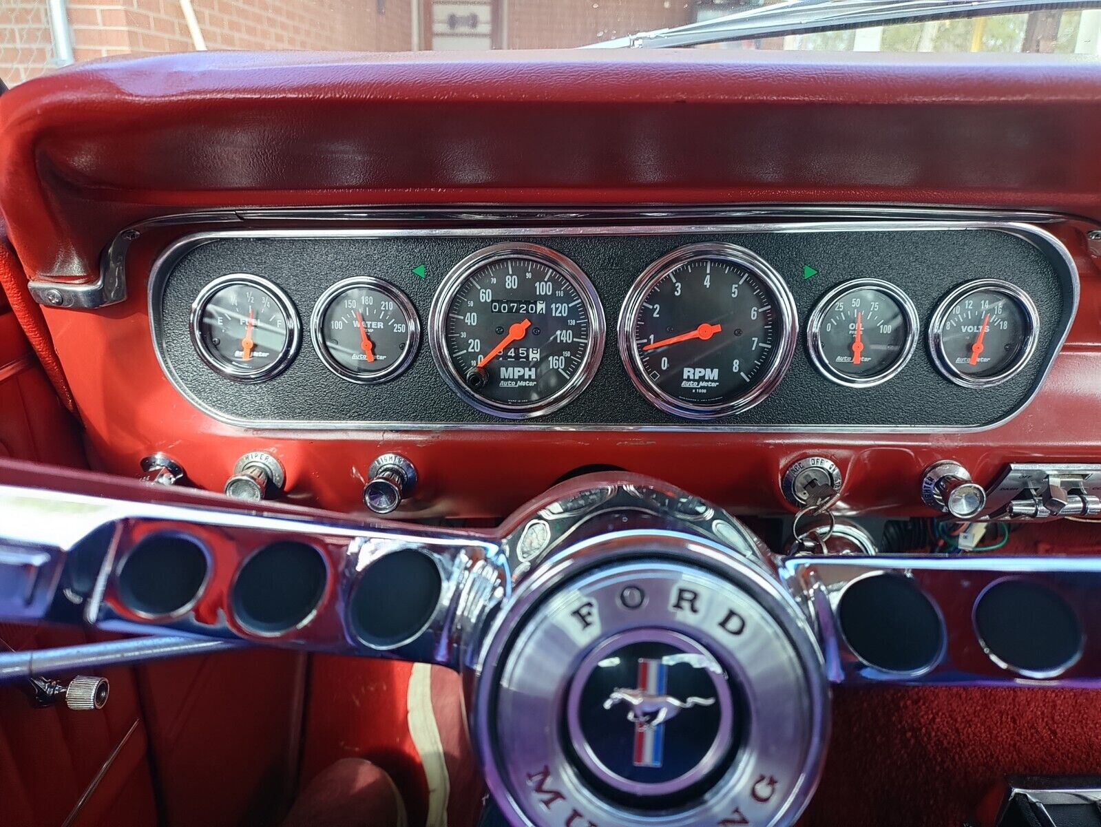 Ford-Mustang-1965-Fastback-3