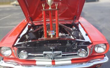 Ford-Mustang-1965-Fastback-4