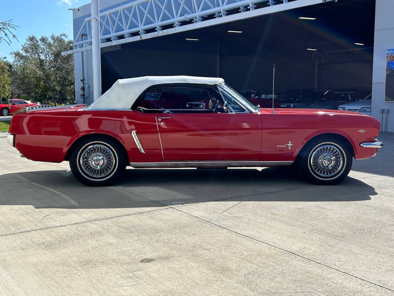 Ford-Mustang-1965-Hatchback-12