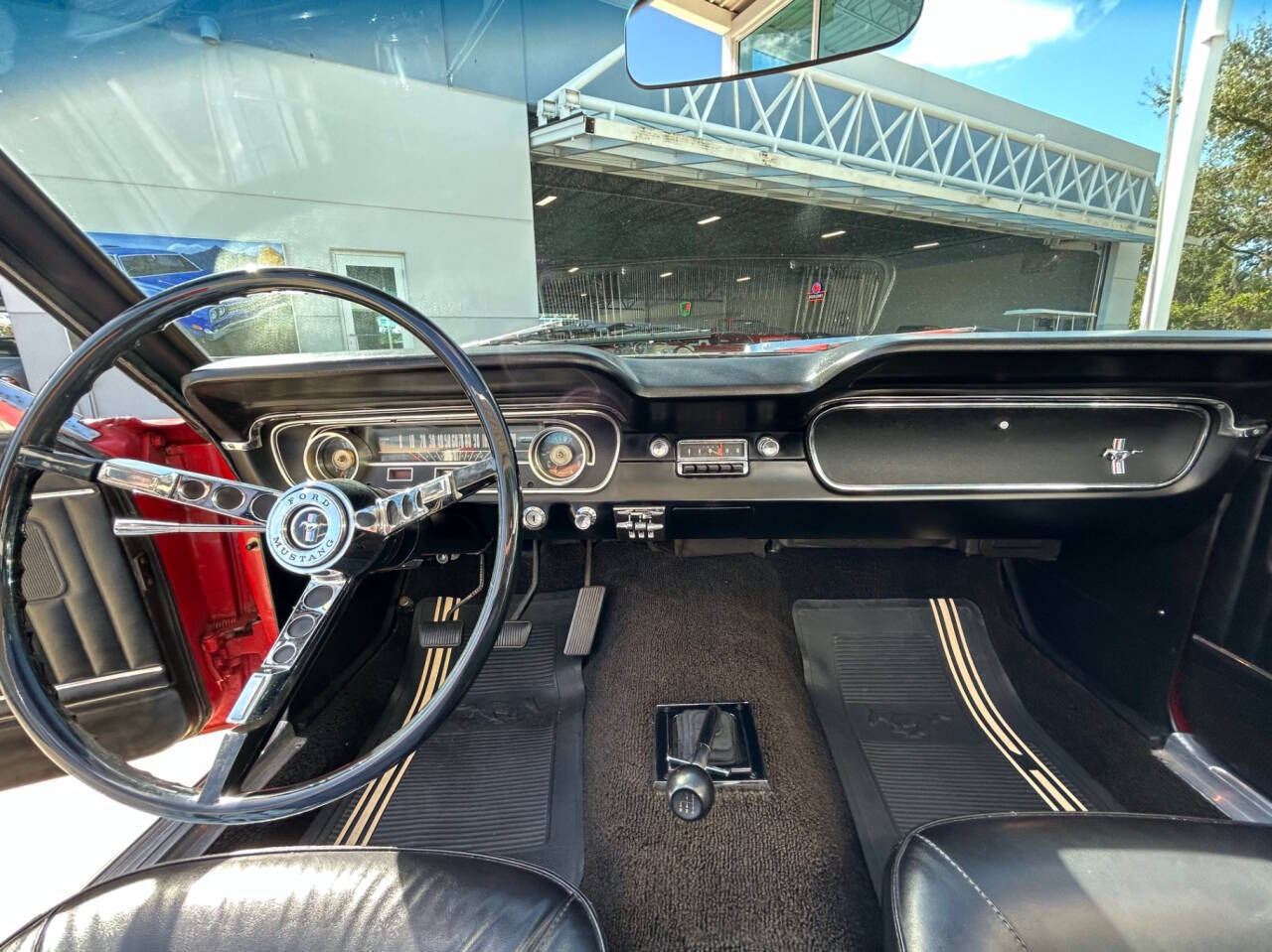 Ford-Mustang-1965-Hatchback-21
