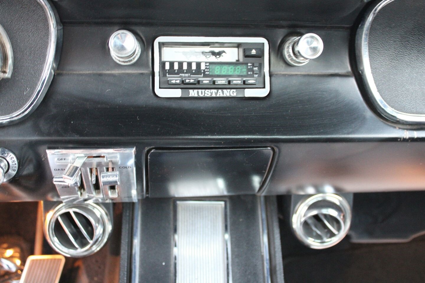 Ford-Mustang-1965-Other-31