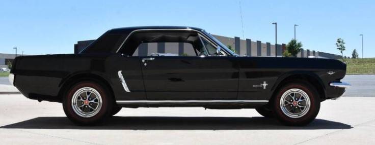 Ford-Mustang-1965-black-1